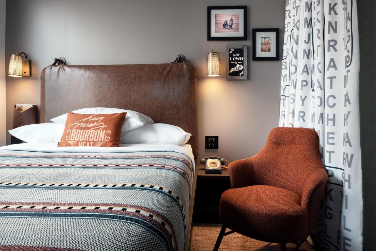 Queen Room with River View