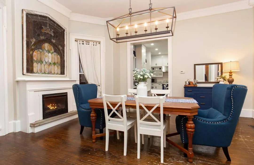 Grand Victorian Retreat Soak And Savor With Hollyhock-1