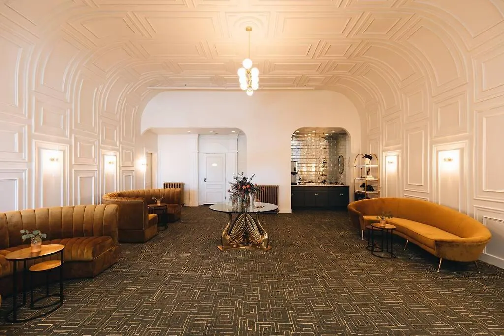 Glenmary Suite 204 At The Bellwether Hotel-1