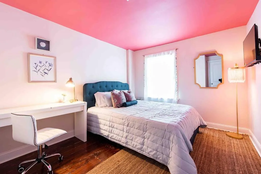 Blush And Bashful Germantown Two Bedroom Apartment-1