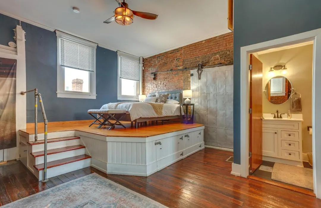 'Kentucky Bourbon Loft' ~ Downtown Louisville-1