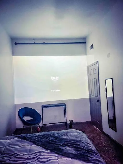 2Br Unit W/ Cinema Room In Nulu-1