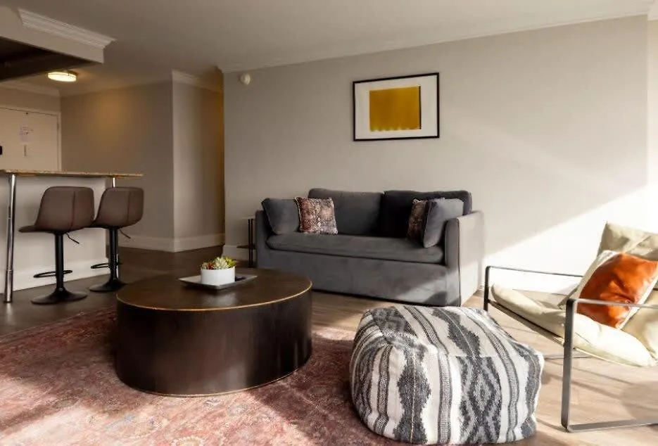 Cozysuites 800 Tower 2Br With Gym! 35-1