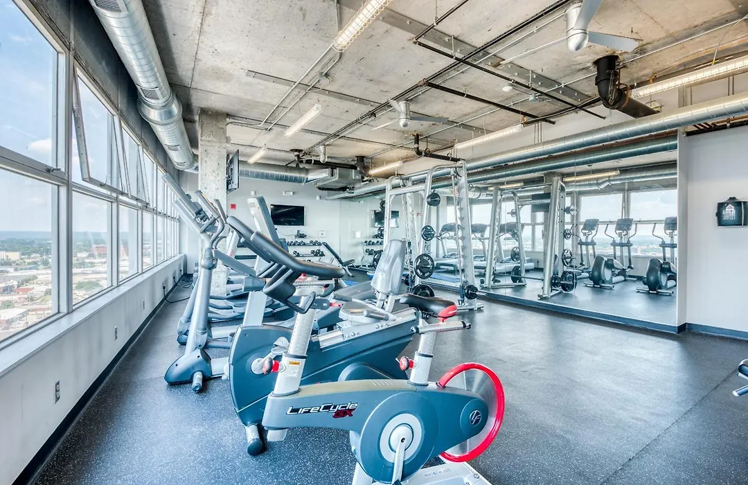 Cozysuites 800 Tower 2Br With Gym! 28-1
