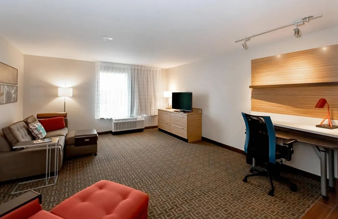 Towneplace Suites By Marriott Louisville Airport-1