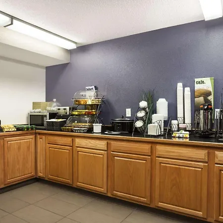 Microtel Inn By Wyndham Louisville East-2