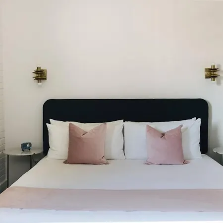 Mossrose Suite 203 At The Bellwether Hotel-2