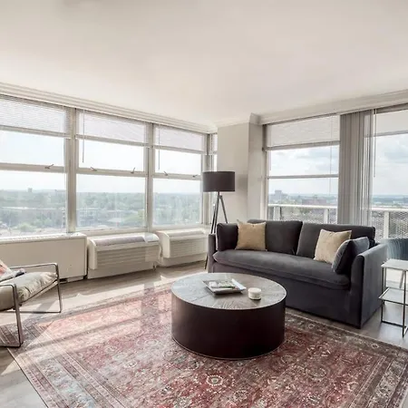 Cozysuites 800 Tower 1Br With Gym! 10-3