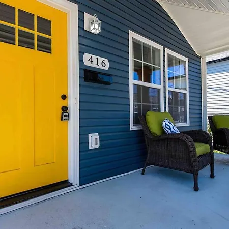 Newly Renovated 3 Bedroom Shelby Park Home **Free Parking**-3