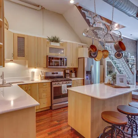 'Kentucky Bourbon Loft' ~ Downtown Louisville-2
