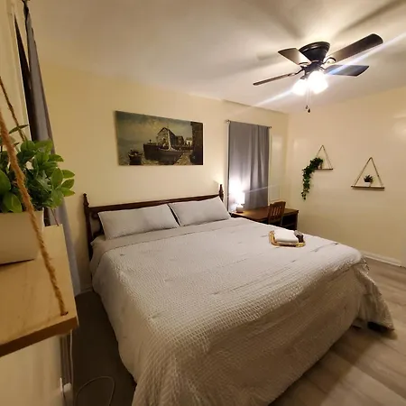 Room Near Downtown Uofl,Airport&Expocenter-2