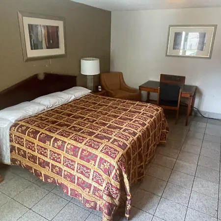 Budgetel Inn And Suites - Louisville-3