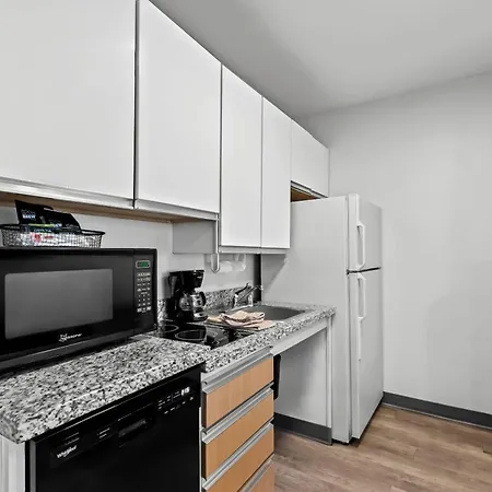 Mainstay Suites Louisville Jeffersontown-3